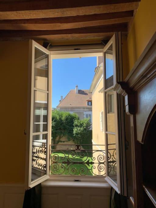 Maison Des Pilastres Au Coeur D'Auxerre Luaran gambar